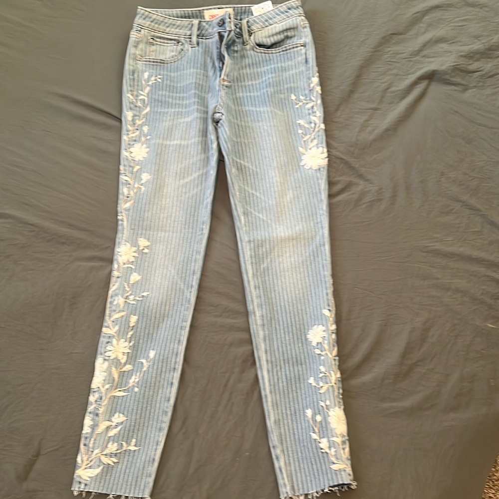 Driftwood embroidered pin strip jeans “Jackie”